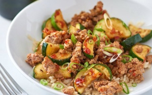 Bí ngòi xào thịt lợn băm đơn giản mà ngon cơm