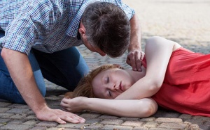 Tại sao động kinh có thể dẫn đến hạ huyết áp?