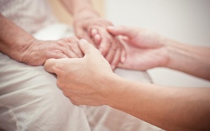 8 yếu tố làm tăng nguy cơ bị sa sút trí tuệ khi về già