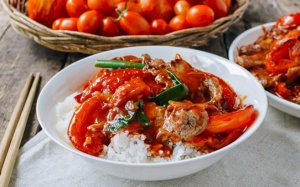 Bò xào cà chua ngon miệng, dễ làm