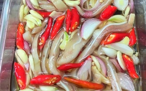 Hướng dẫn cách làm 4 món ngâm mắm tuyệt ngon cho Tết Mậu Tuất