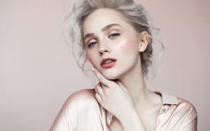 6 loại dầu dưỡng giúp da luôn mềm mại và mịn màng