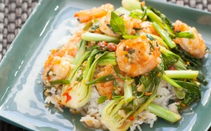 Tôm xào cải chíp, sốt cam