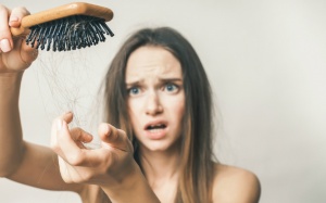 Video: Ăn gì để ngăn ngừa rụng tóc?