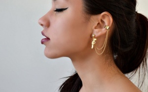 8 điều nên và không nên làm để vết bấm khuyên, xỏ lỗ mau lành 