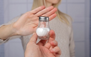 Gợi ý chế độ ăn ít muối cho người bệnh suy tim