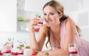 Phụ nữ nên ăn gì để tránh viêm nhiễm phụ khoa?