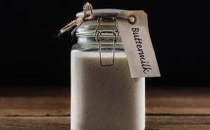 5 biện pháp chăm sóc da bằng buttermilk