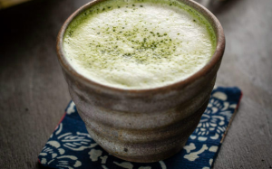 Cách làm latte trà xanh xua tan mệt mỏi, uể oải 