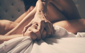 Cả nam và nữ đều bị kích thích bởi 2 giới?