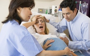 Những dấu hiệu sinh thường mọi bà bầu cần biết