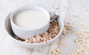 Công thức làm sữa yến mạch: Đơn giản, dễ làm và rẻ