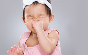 Chăm sóc trẻ bị viêm mũi họng: Làm sao để nhanh khỏi, không gây biến chứng?