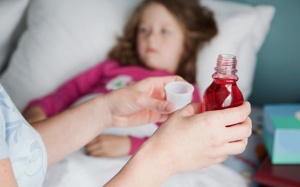 Các dụng cụ phân liều thuốc cho trẻ nên chuẩn bị sẵn trong nhà