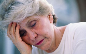 Nguyên nhân khiến người già ngủ không ngon, không sâu giấc