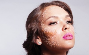 Công thức chăm sóc da mùa Hè từ đường trắng