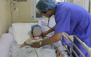 Đau đầu đột ngột, cô gái nhập viện vì xuất huyết não