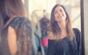 Tử vi thứ Bảy (28/4/2018): Sư Tử, hãy mặc bộ đồ đẹp nhất tốt nay!