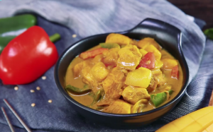 Cà ri gà nấu xoài lạ miệng cho bữa cơm chiều