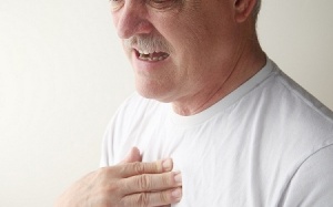 Bị khó nuốt, nghẹn cổ: Nguyên nhân vì đâu?