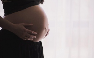 Phát hiện mới mở ra hy vọng có con cho phụ nữ bị nhiễm HIV