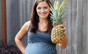 Ăn dứa giúp dễ đẻ: Sự thực hay tin đồn? 