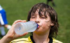 Ai dễ bị say nắng, sốc nhiệt trong mùa Hè? 