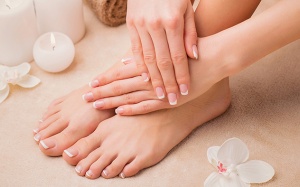 Phòng ngừa nấm bàn chân trong mùa Hè như thế nào?