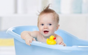 Giữ con quá sạch sẽ có thể khiến trẻ dễ mắc ung thư?