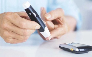Đường huyết khi đói trên 10 mmol/L: Ăn uống, điều trị thế nào?