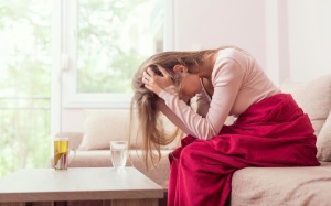 Những cách tự nhiên giúp bạn đối phó với chứng đau nửa đầu