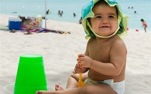 Cần làm gì để bé luôn khỏe trong mùa Hè?