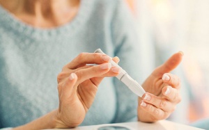 Đường huyết 7,7 - 8,5 mmol/L sao vẫn có cơn hạ đường huyết?