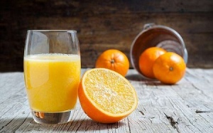 Tại sao bạn nên đông lạnh nước cam?