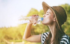 Infographic: Tại sao con người lại phải uống nước mỗi ngày?