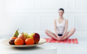 Ăn gì trước và sau khi tập yoga?