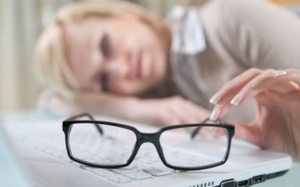 Căng thẳng quá mức sẽ có thể khiến bạn bị mù mắt?