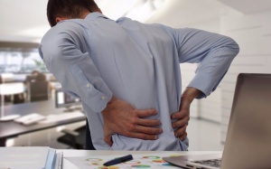 Có nên phẫu thuật khi bị trượt đốt sống L5-S1?