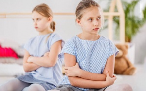 Tử vi thứ Ba (10/7/2018): Song Ngư đang có chút hiểu lầm với bạn bè