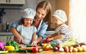 Tử vi thứ Tư (11/7/2018): Kim Ngưu sẽ được nếm thử nhiều món ăn mới