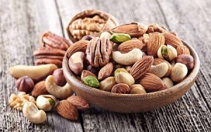 Nếu muốn lên chức bố: Hãy ăn các loại hạt!