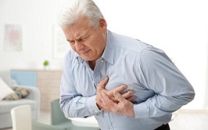 Hút thuốc lá làm tăng nguy cơ tim đập nhanh lên tới 45%