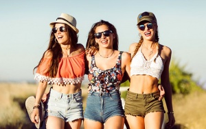 Tử vi thứ Bảy (14/7/2018): Cự Giải nên tích cực đi chơi, gặp bạn bè