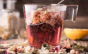 5 công dụng tuyệt vời của trà hoa hồng