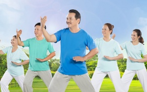 Hơn nửa triệu người cao tuổi tham gia chương trình chăm sóc sức khỏe của Vinamilk