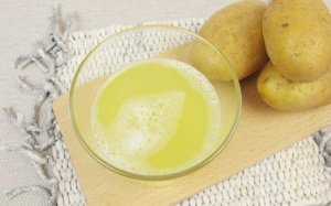 Bạn đã biết cách chăm sóc da với nước ép khoai tây?
