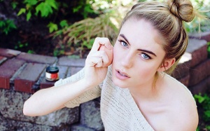 Học cách rửa mặt, tẩy da chết với bọt biển konjac như beauty blogger thứ thiệt