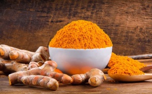 Thuốc nhỏ mắt từ nghệ vàng giúp điều trị tăng nhãn áp