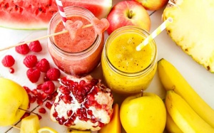 Người bệnh đái tháo đường type 2 có nên uống nước ép trái cây?