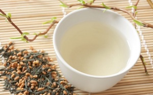 Uống trà gạo lứt có lợi ích gì với sức khỏe? 